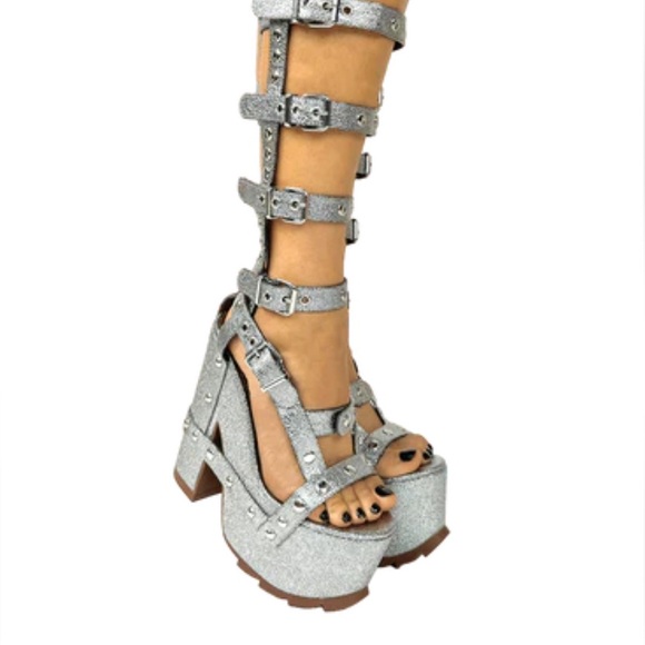 YRU buckle platforms - Picture 2 of 3